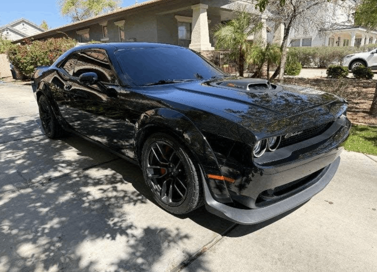Detailed car 4